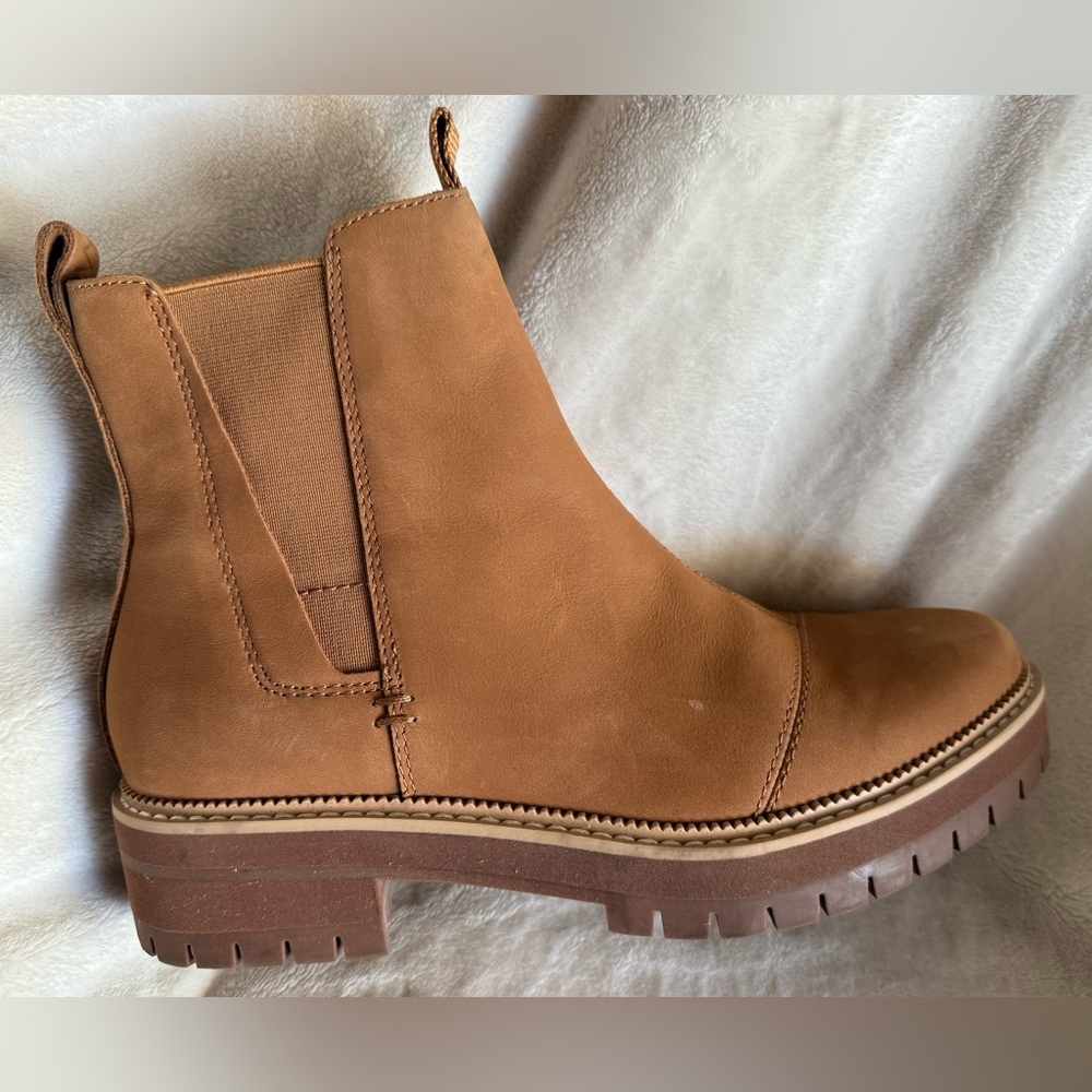 TOMS Women’s Dakota Water-Resistant Leather Chelsea Boots | Size 7.5 | Tan - Picture 2 of 8